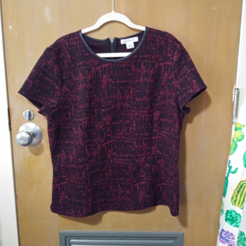 Short Sleeve Structured Peplum